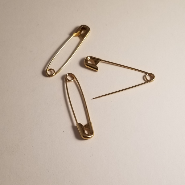 Gold Safety Pins – GAN - Got A Notion